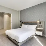 Mode - Arc De Triomphe Apartahotel París
