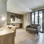 Mode - Arc De Triomphe 4*