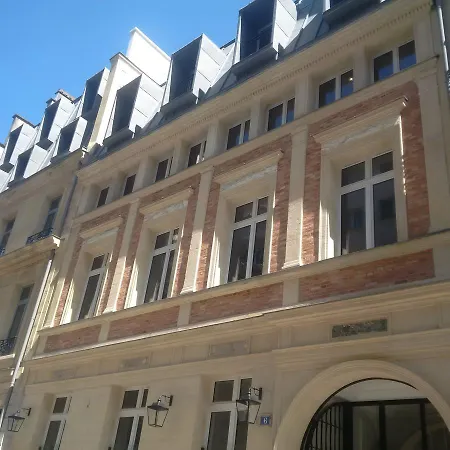 Hotel apartamentowy Mode - Arc De Triomphe 4*
