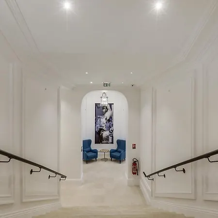 Hotel apartamentowy Mode - Arc De Triomphe Paryż