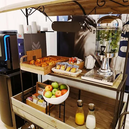 Mode - Arc De Triomphe Hotel apartamentowy Paryż