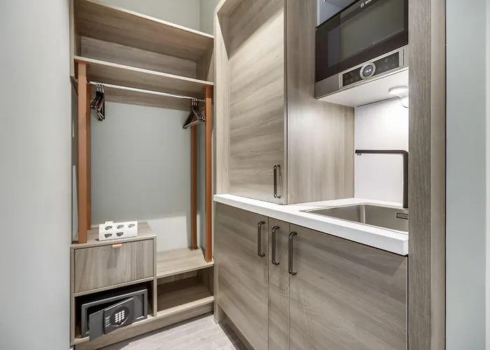 Mode - Arc De Triomphe Paryż