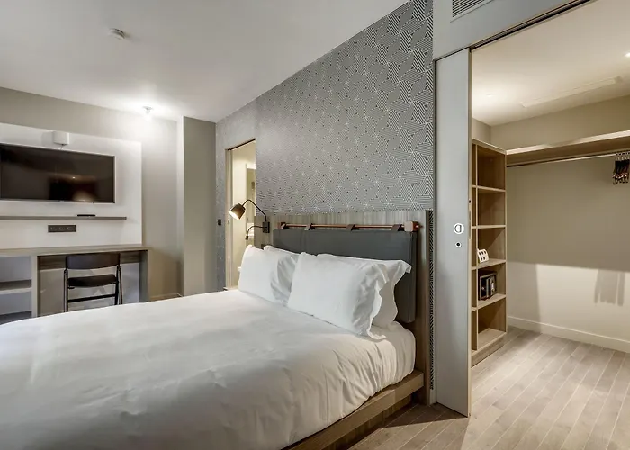 Mode - Arc De Triomphe Hotel apartamentowy