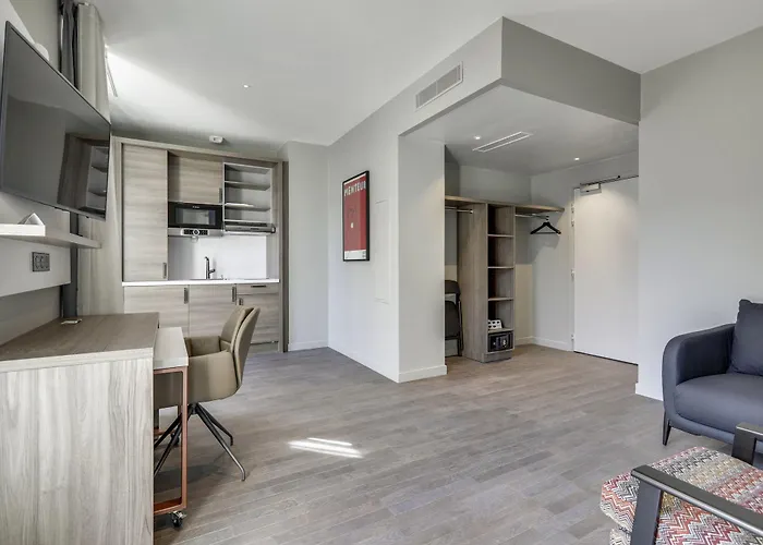 Mode - Arc De Triomphe