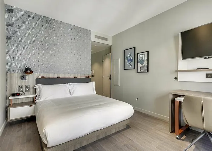 Mode - Arc De Triomphe Hotel apartamentowy 4*