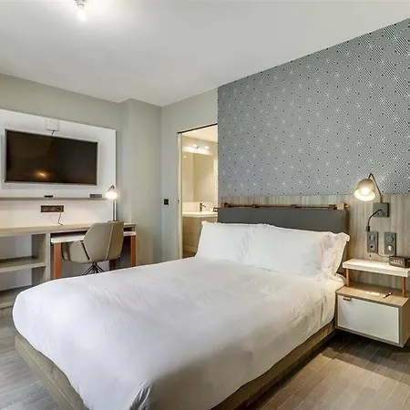 Mode - Arc De Triomphe Apartahotel París