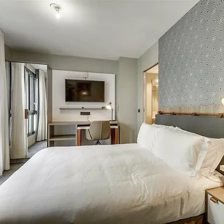 Mode - Arc De Triomphe 4*