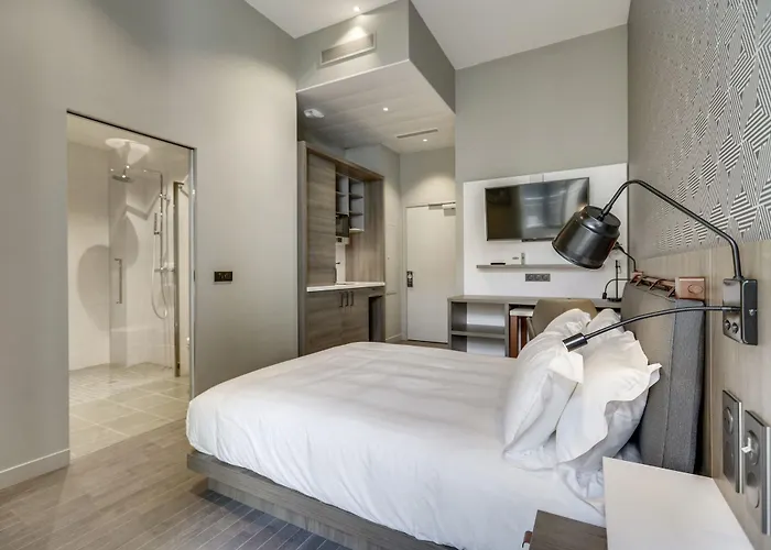 Mode - Arc De Triomphe Aparthotel 4*