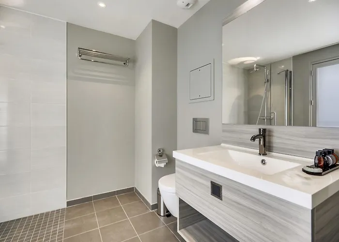 Mode - Arc De Triomphe