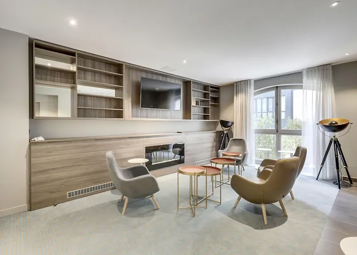 Mode - Arc De Triomphe باريس