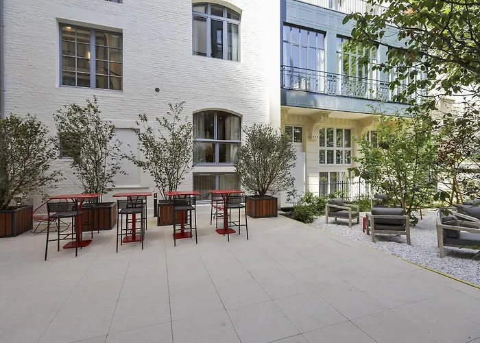 Mode - Arc De Triomphe