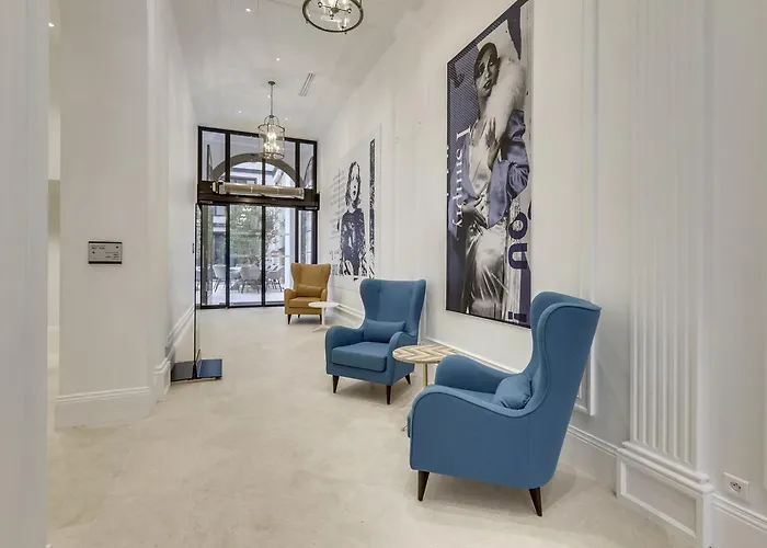 Mode - Arc De Triomphe