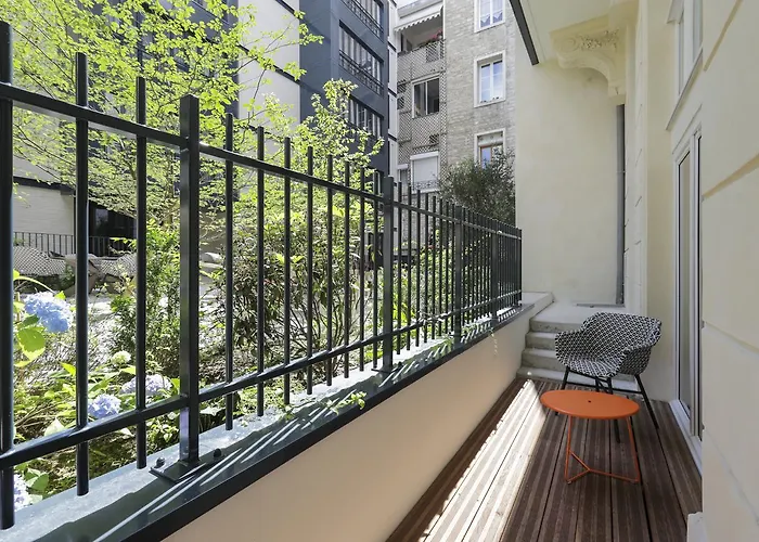 Mode - Arc De Triomphe 4*